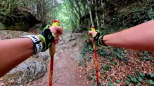 Leki Ultratrail FX.One Superlite: Dragonera ajustable con sistema de velcro que evita que el bastn se despegue de la mano 