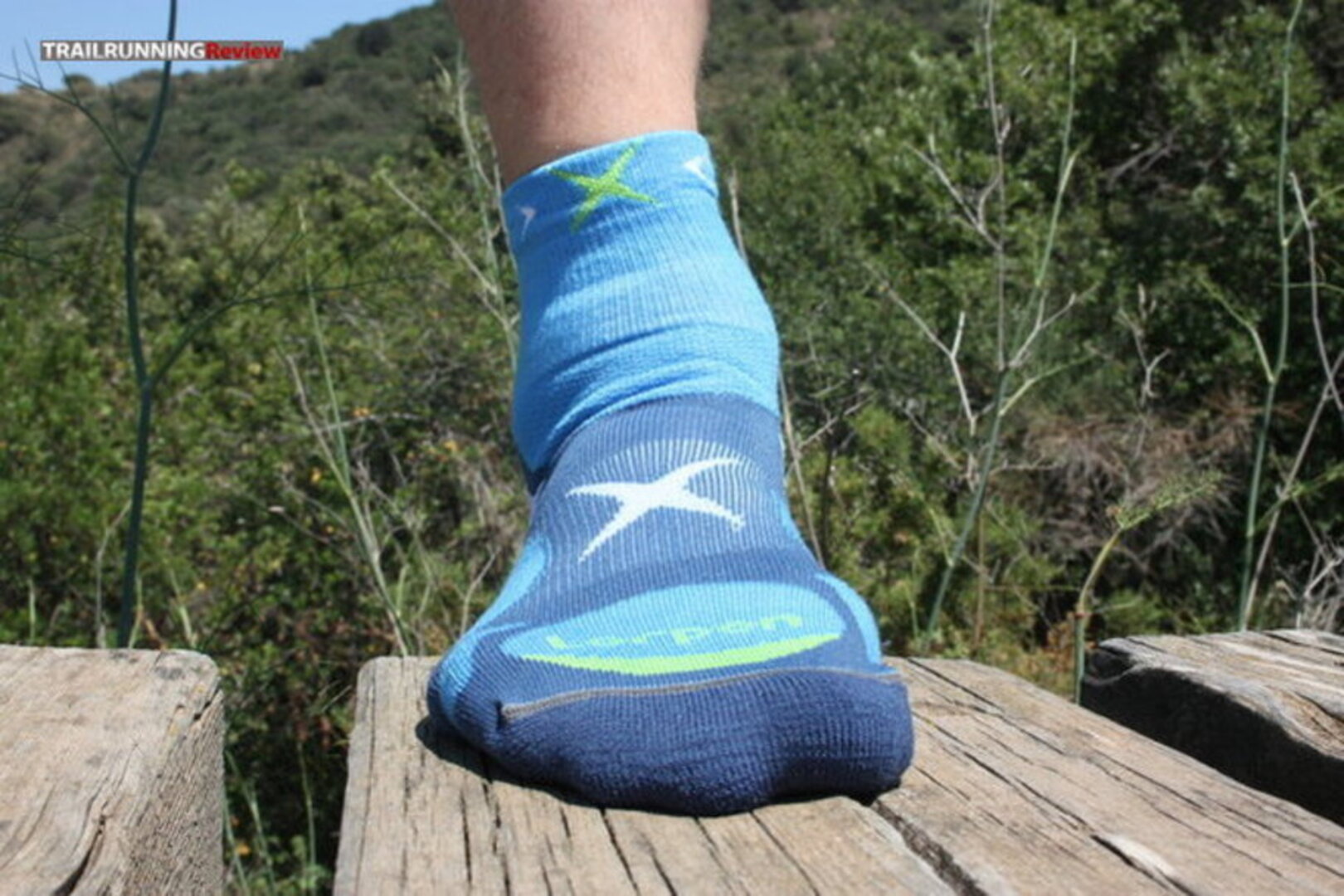 Lorpen T3 Trail Running Light VS Compressport PRS Ultra Light Run TRAILRUNNINGReview