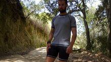 El material de la Lurbel Spirit Short Sleeves es extremadamente cmodo