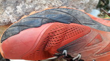 MERRELL AGILITY PEAK FLEX 2 e-mesh: zona de flexin del upper, arrugada pero en perfecto estado