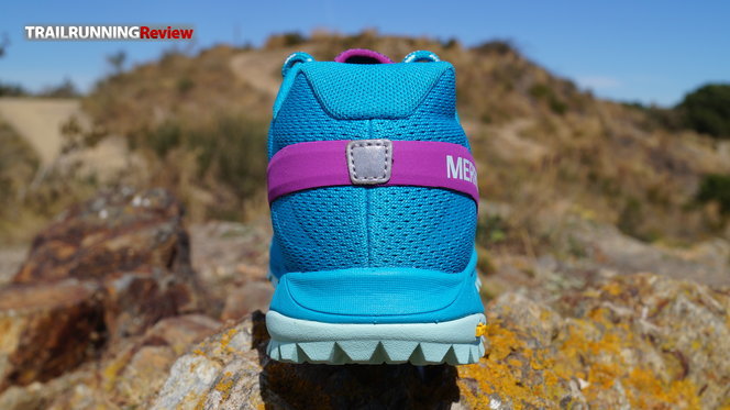 TRAIL  MERRELL ANTORA 2 de mujer con GORETEX y suela VIBRAM