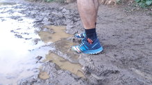 En terrenos con  barro, a pesar de la suela Vibram, las Merrell Nova Rainbow pierden bastante traccin 