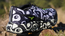 Mizuno Neo Accera