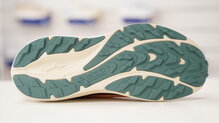 Mizuno Neo Lumina