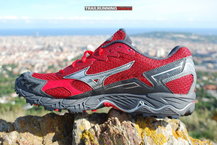 Mizuno Wave Ascend 4