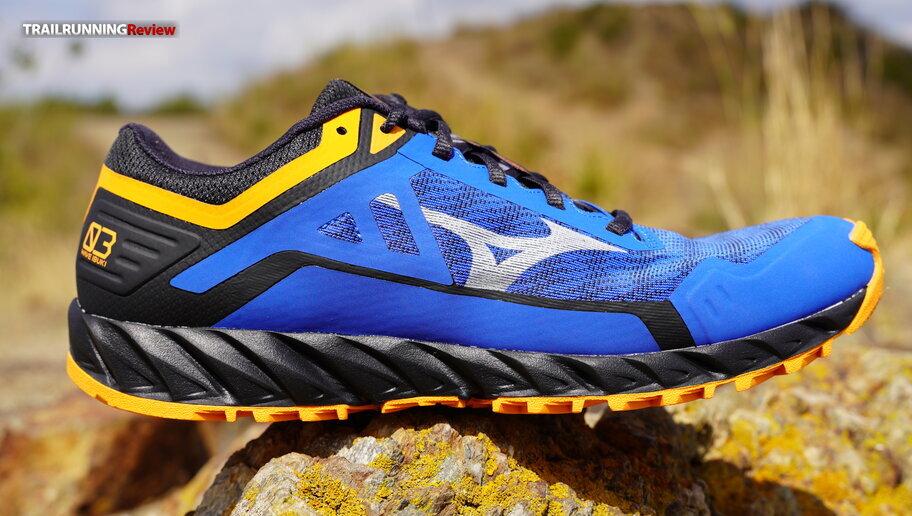 mizuno door to trail