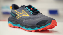 Mizuno Wave Mujin 11