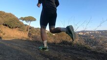 Las Mizuno Wave Mujin 9 son la  versión más competitiva de la saga más ultrera del fabricante nipón