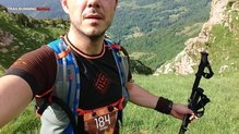 Dorsal colgado en la cinta de sujecin superior de la Montane Via Jaws 10