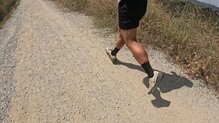Zapatilla que prioriza el confort.