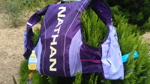 Nathan VaporSwiftra 4L, recién llegada a nuestras manos con todas su etiquetas.