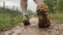 Las New Balance Fresh Foam X Hierro v9 son adecuadas para llevarlas por todo tipo de terrenos incluso con barro 