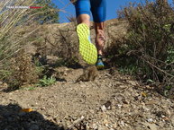 Que buena tracción nos proporcionan estas New Balance, sobretodo en subidas por terrenos no grasos.