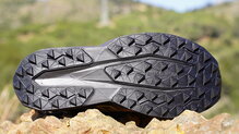 New Balance FuelCell Venym