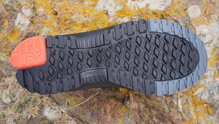 New Balance Shando Ruju