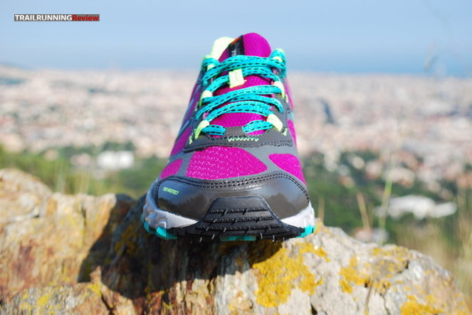 A merced de Negligencia médica Cita New Balance WT 790 - TRAILRUNNINGReview.com