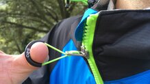 OS2O O2 Waterproof Trail Jacket 30K: Detalle tirador de la cremallera.