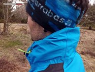 OS2O O2 Waterproof Trail Jacket  detalle apaño plegado capucha