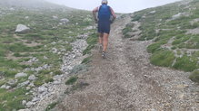 On Running Cloudventure Peak, adherencia correcta en subidas.