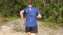 La costuras de la OTSO Short Sleeve funcionan a la perfeccin y no nos molestan al correr por muchas horas que pasen.