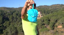 Se guarda fcilmente en el bolsillo