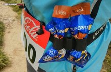 Recuperat-ion Sport Gel COLA: su fluidez hace que podamos forzarlos a entrar en un portadorsal