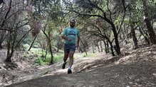Las Ronhill Freedom montan una  lengüeta partida  burrito que envuelve y abraza el mediopié