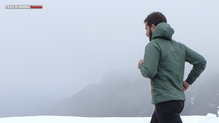 	La libertad de movimientos es total con la Salewa Pedroc Hybrid Alpine Wool Hood Jacket
