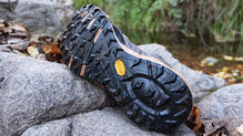 La suela de las Salming Trail Hydro con el compuesto Vibram Megagrip