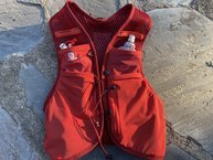 Salomon Active Skin 8 Set. Vista frontal