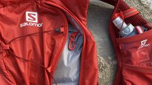 Salomon Active Skin 8 Set. Detalle del bolsillo y llavero interior