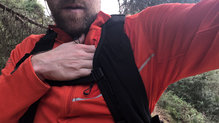 Salomon Fast Wing Mid:  Bolsillo de dificil acceso con mochila