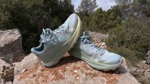 Las Salomon Glide Max TR son el maximalismo en la casa francesa.