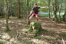 La Salomon S-Lab Exo Zip Tee permite libertad de movimientos en los 360.