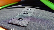 Salomon S-Lab Support Half Tight: Sistema para adaptar el pantalón superior de Salomon. Presente delante y detrás.