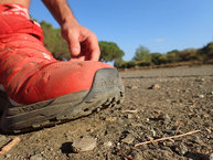 Salomon S-Lab Wings 8: Tras chutar muchas piedras apenas hay signos de daos en la puntera