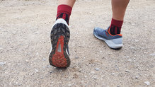 La Salomon Sense Ride 3 tienen una suela multitacos con compuesto contagrip