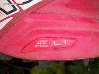 Leigh Weight muscle en la zona del taln de las Salomon Speedcross Pro W, aunque en la prctica muestran una amortiguacin muy dura en comparacin con la zona delantera.