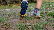 Salomon Thundercross: Buena respuesta en terreno mojado y buena expulsin del barro