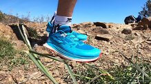 Salomon Ultra Glide: Amortiguacin blanda para correr muchos kilmetros.