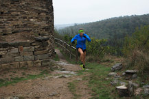 Las Scott Kinabalu RC bajo la lluvia otoal