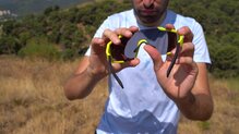 El clip nasal es adaptable.