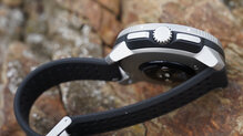 Suunto Race