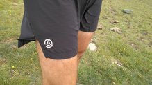 Ternua Argon Short: Logo reflectante