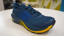 Topo Athletic MTN Racer 4