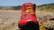 Topo Athletic MTN Racer