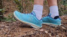 Topo Athletic Pursuit 2: Buena amortiguacin trasera 