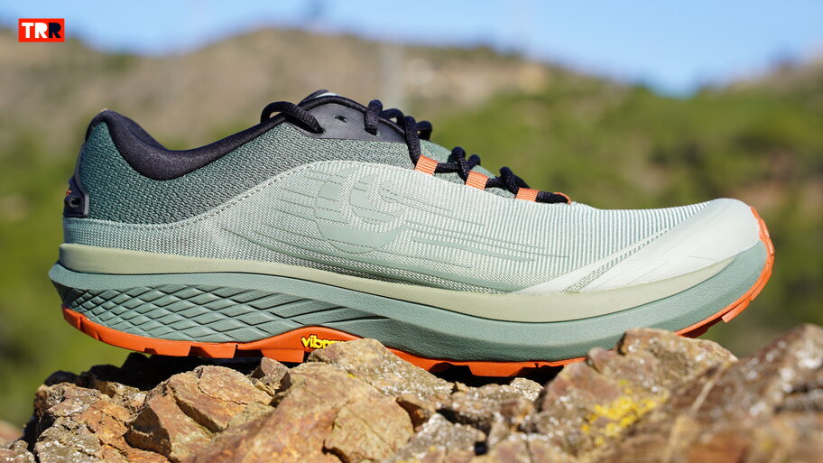 Zapatillas minimalistas de trail running: siente el terreno con