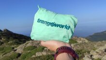 Trangoworld Patras plegable en su propio bolsillo.