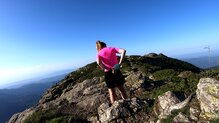 Trangoworld Patras la podemos guardar o bien atar en cintura.